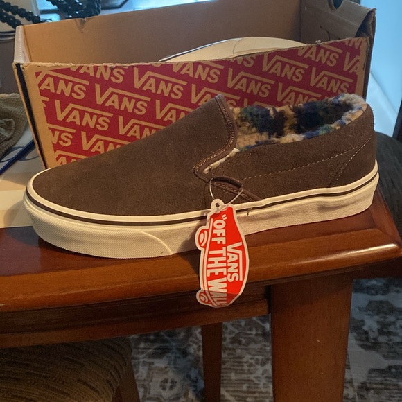 NEW IN BOX Vans Classic Slip On Sherpa Rain Drum Brown Marsh Men’s 7 Women 8.5 - Picture 2 of 4